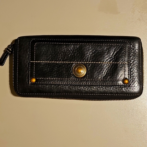 Coach Handbags - Coach Vintage Chelsea Black Leather Accordion Trifold Clutch Wallet